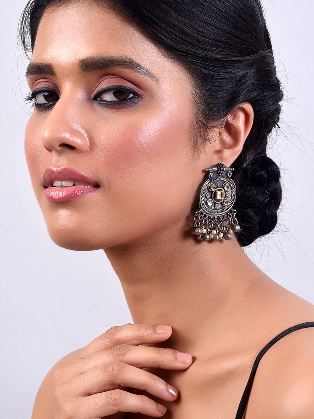 

phuljhadi Silver-Plated Stone Studded Contemporary Chandbalis Earrings