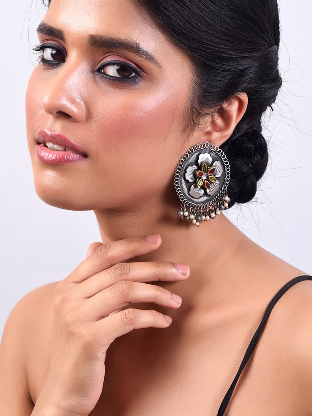 

phuljhadi Silver-Plated Artficial Stone & Beads Circular Drop Earrings