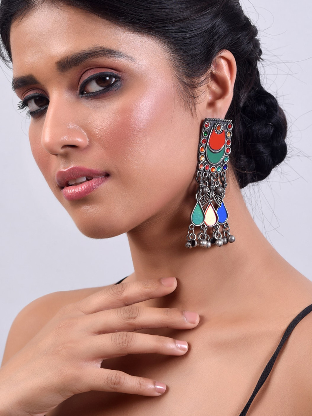 

phuljhadi Silver-Plated Contemporary Drop Earrings