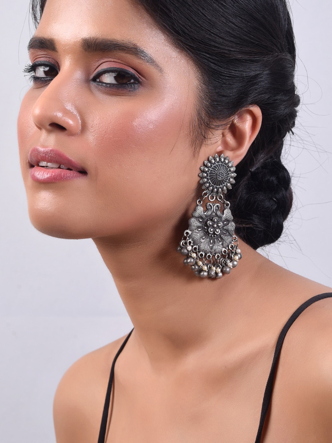 

phuljhadi Silver-Plated Contemporary Drop Earrings