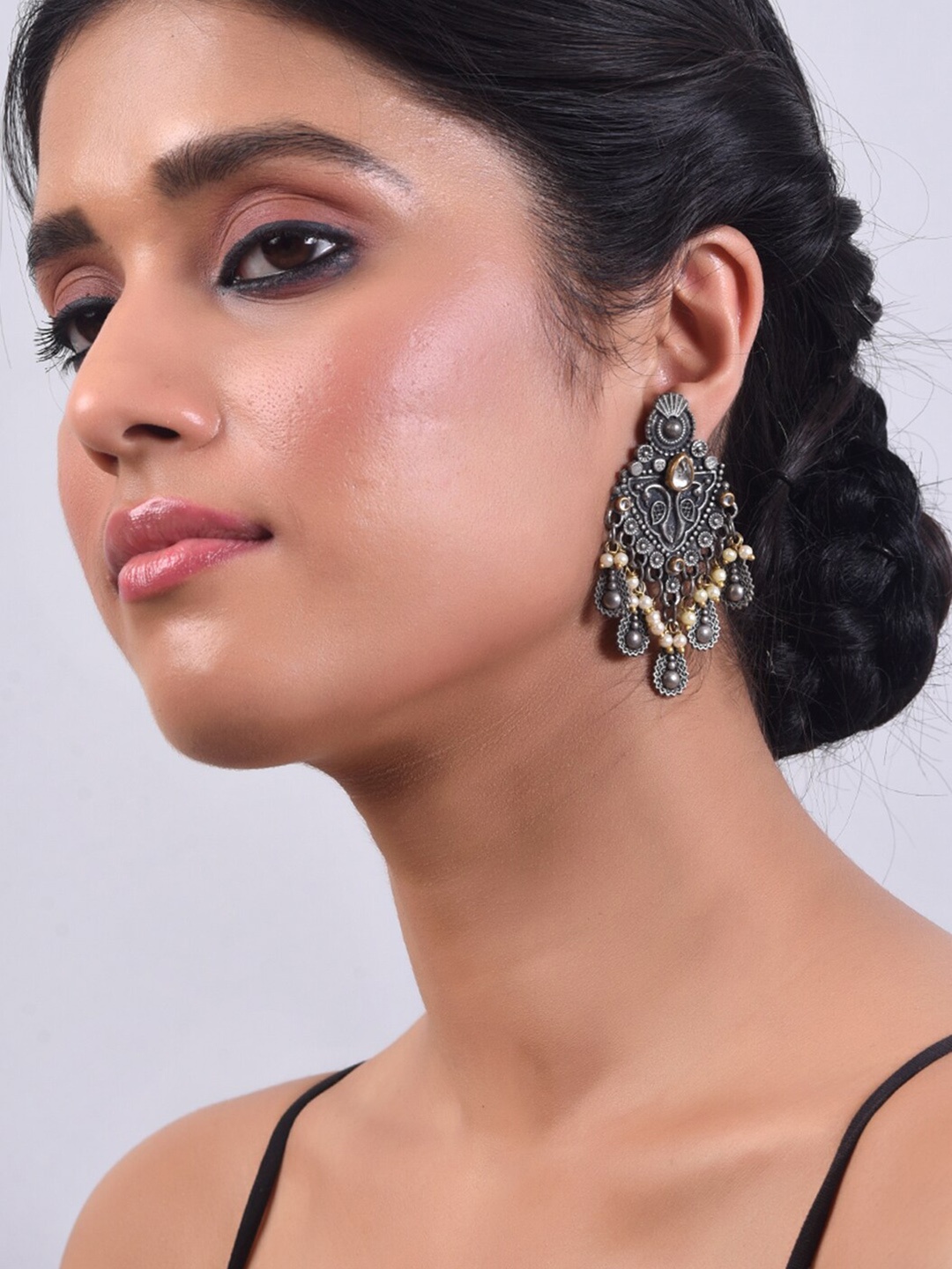 

phuljhadi Silver-Plated Artficial Stone & Beads Gemetric Drop Earrings