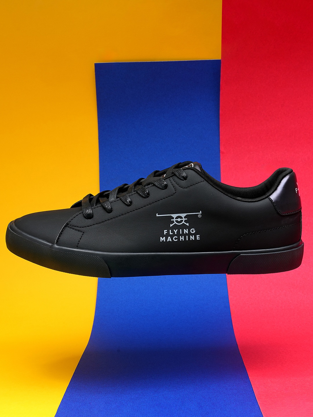

Flying Machine Men Comfort Insole Sneakers, Black