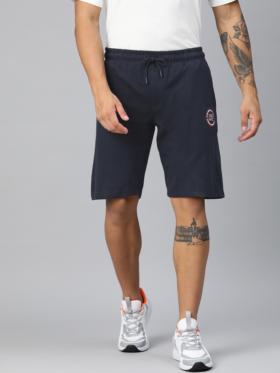 

M7 by Metronaut Men Solid Shorts, Navy blue