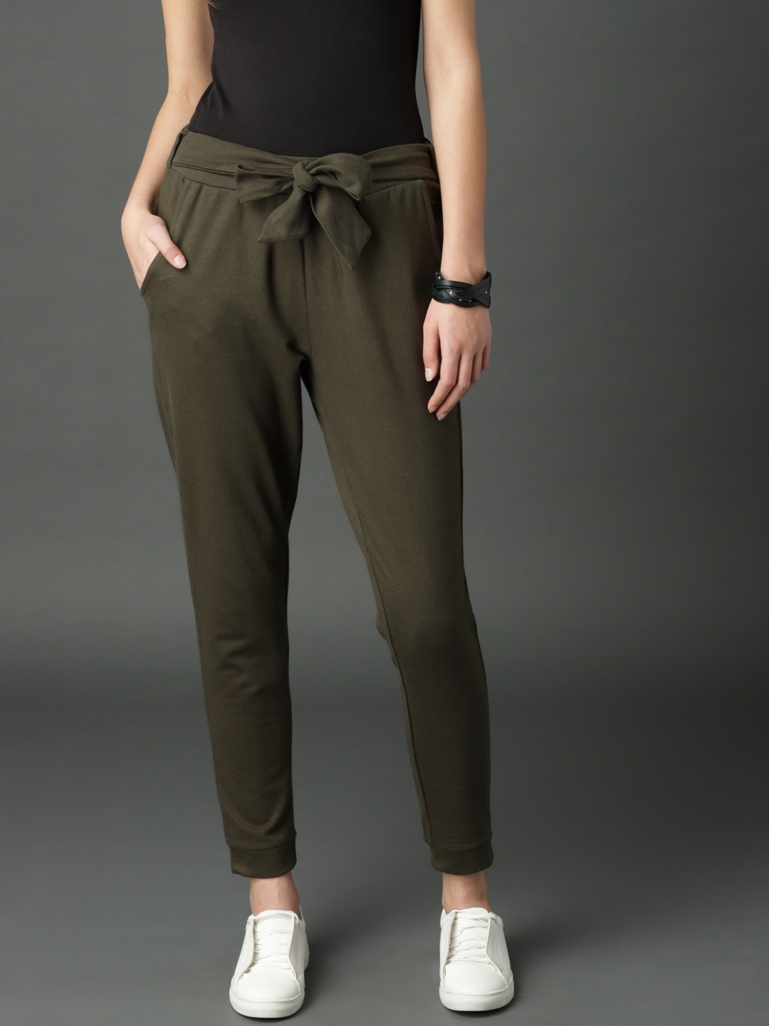 

Roadster Women Olive Green Regular Fit Solid Joggers