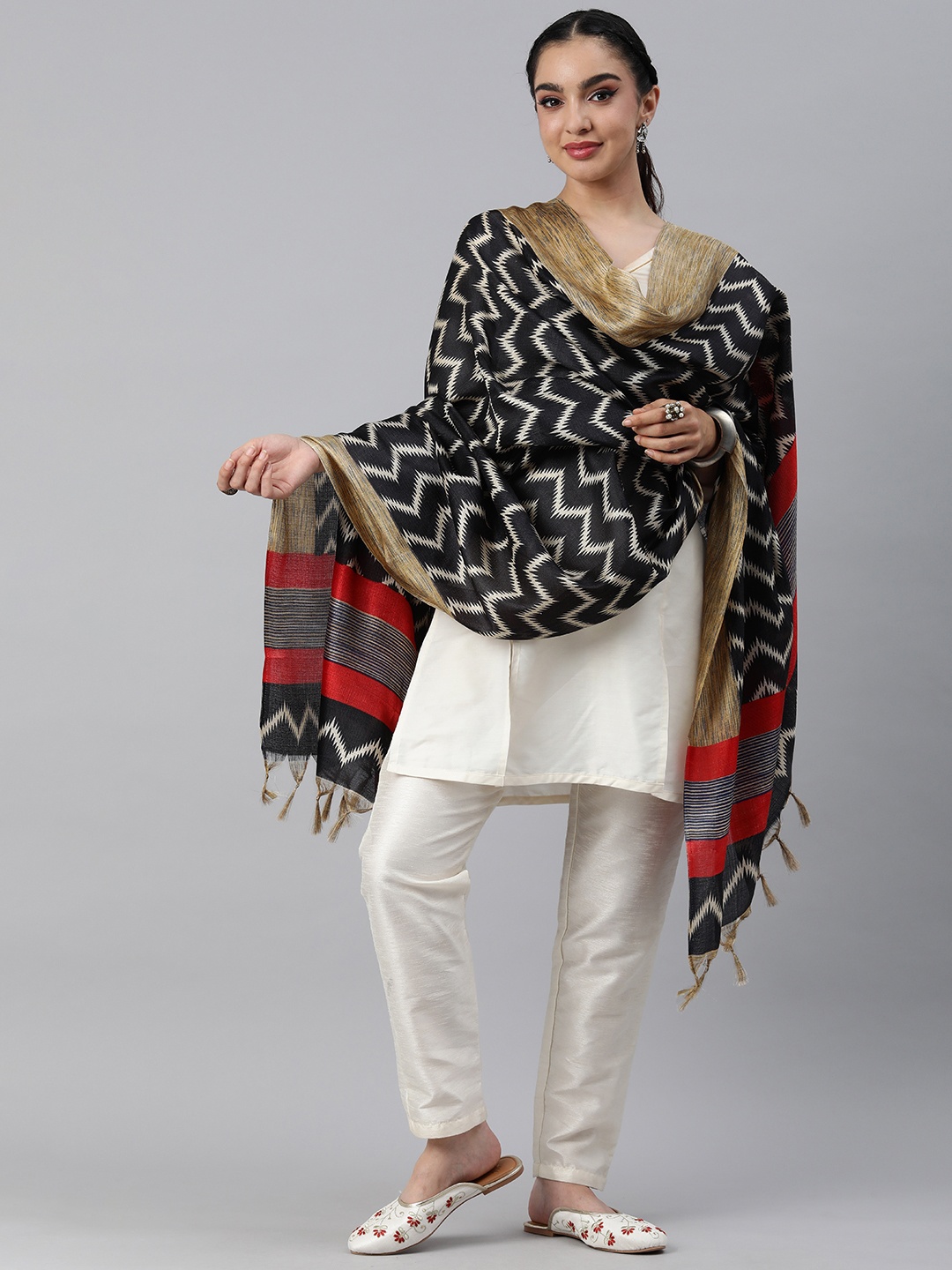 

Rani Saahiba Printed Art Silk Dupatta, Black