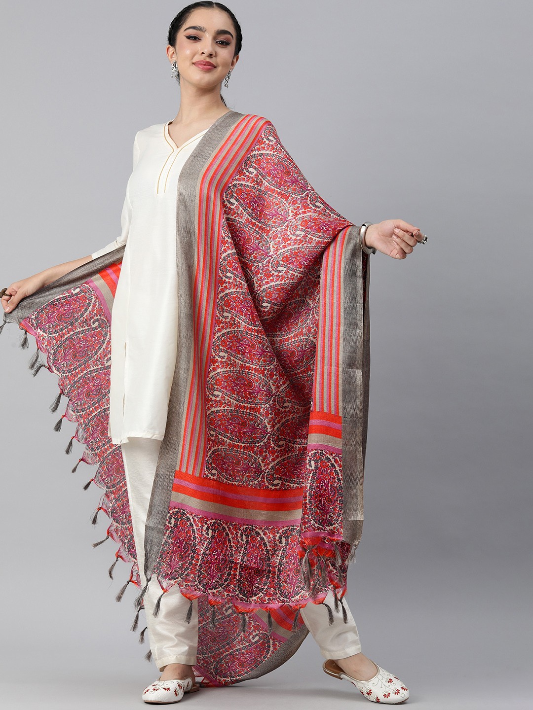 

Rani Saahiba Paisley Printed Art Silk Dupatta, Red