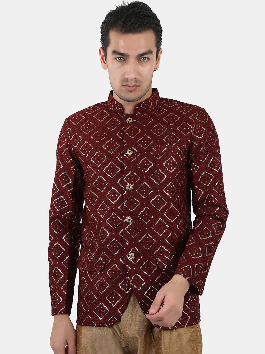 

Avaeta Embroidered Mandarin Collar Silk Bandhgala Blazer, Maroon