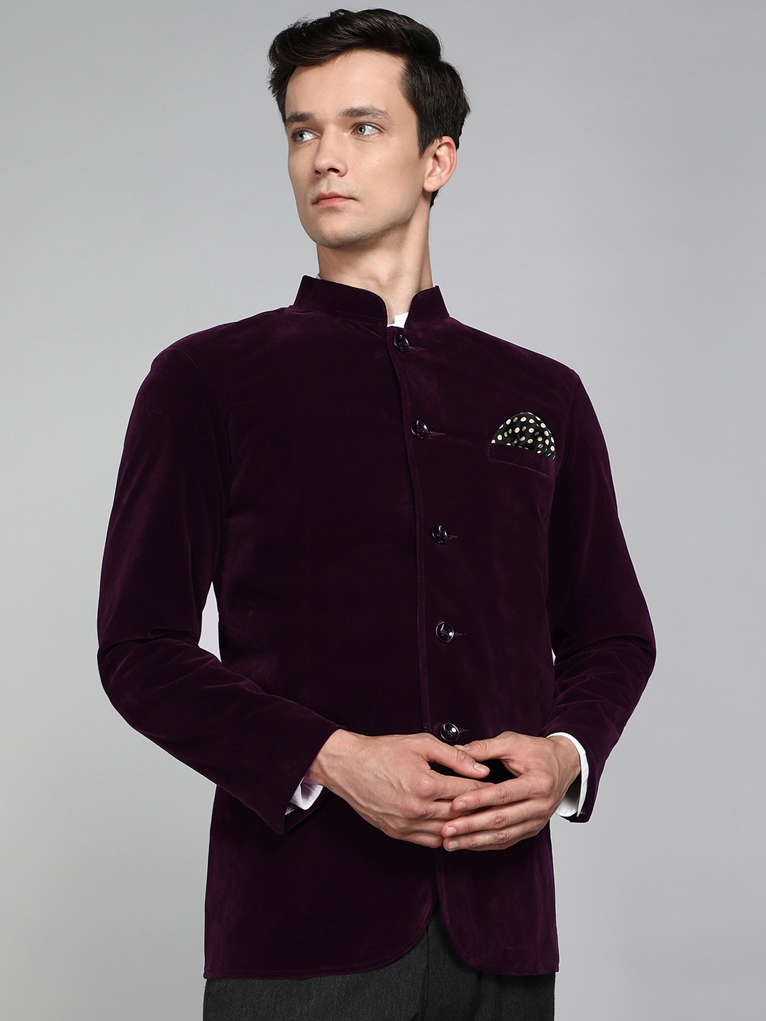 

Avaeta Long-Sleeve Bandhgala Blazer, Burgundy