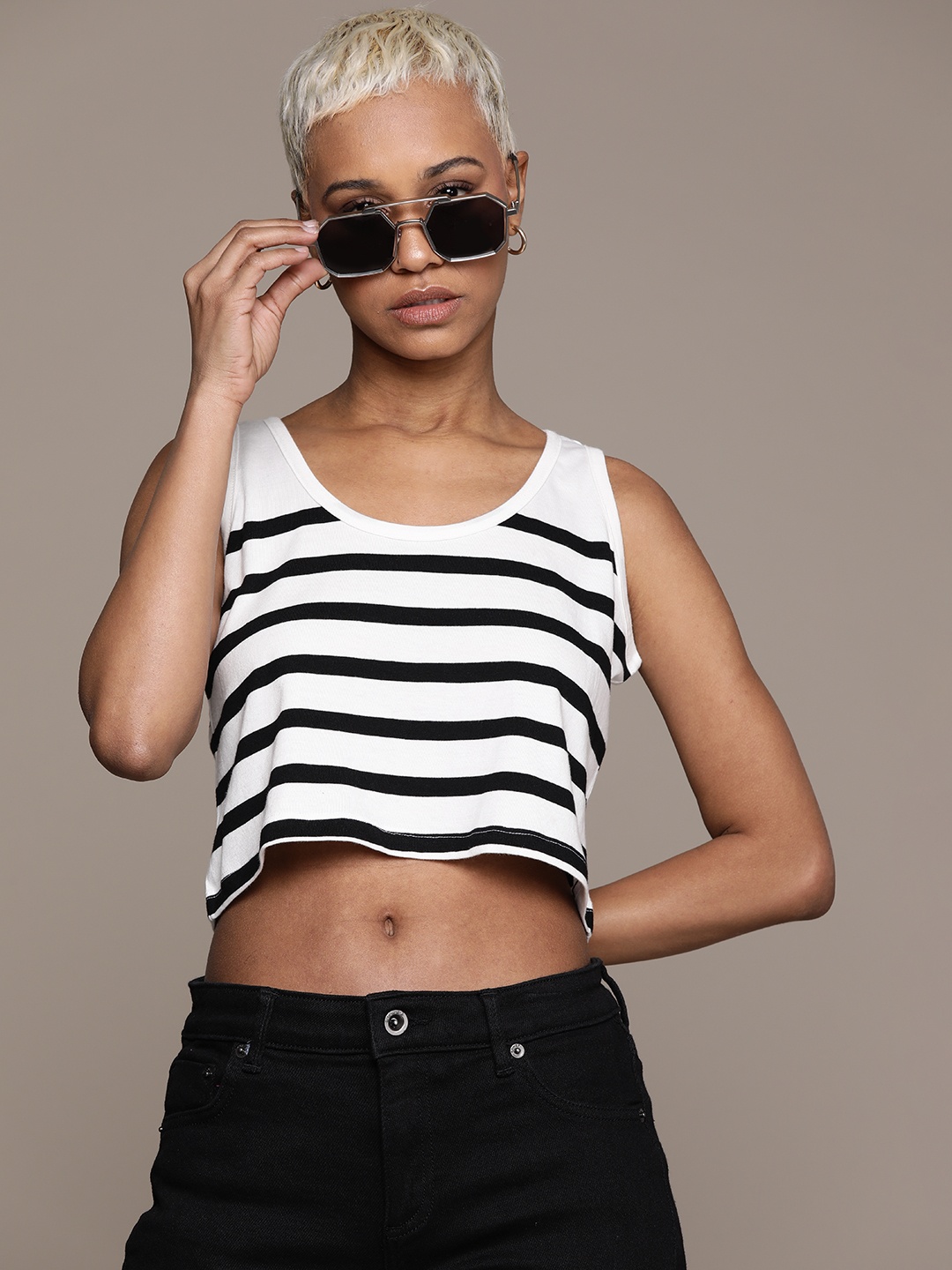 

The Roadster Lifestyle Co. Striped Pure Cotton Boxy Crop T-shirt, White