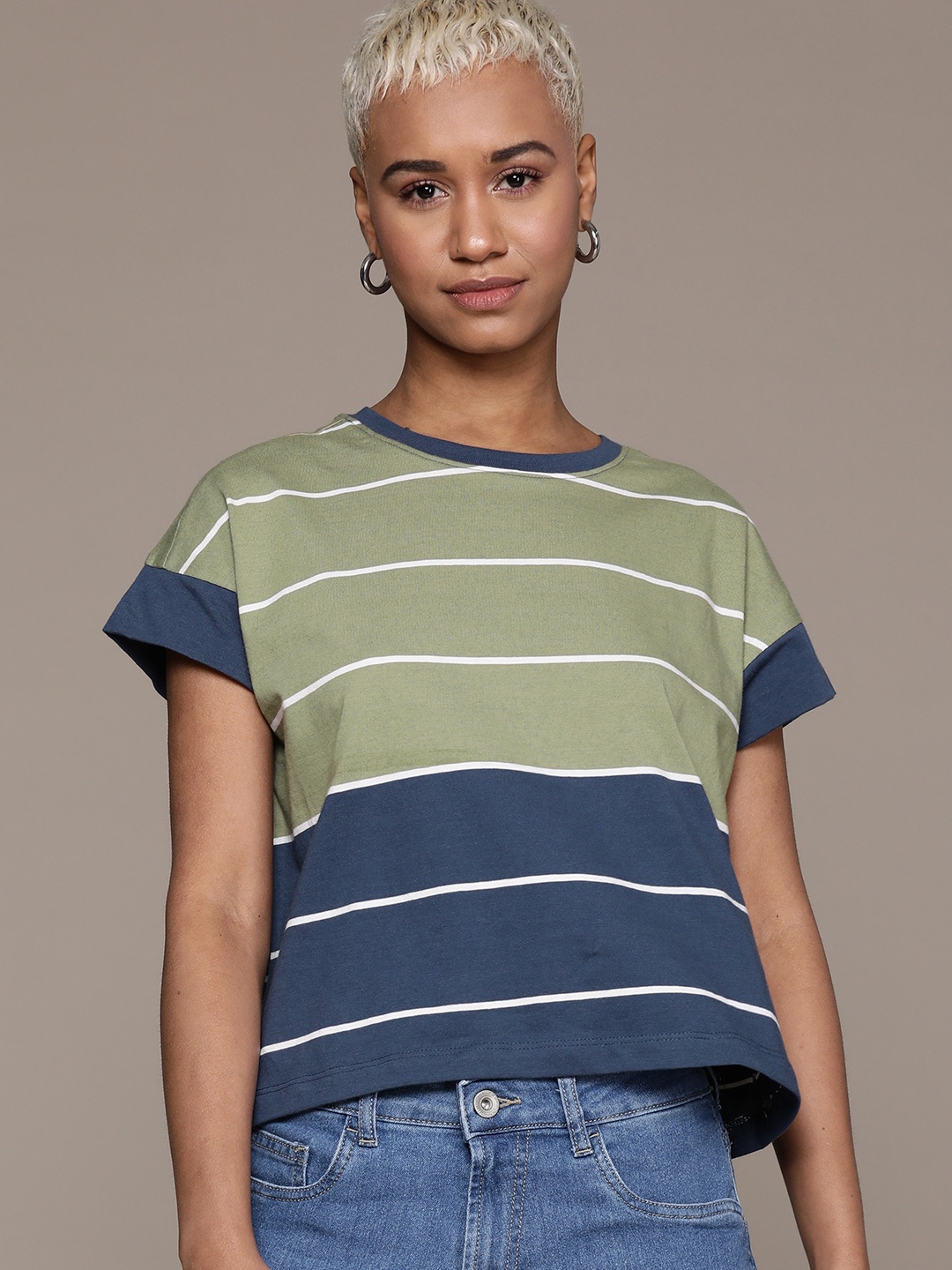 

The Roadster Lifestyle Co. Striped Extended Sleeves Pure Cotton Boxy T-shirt, Green