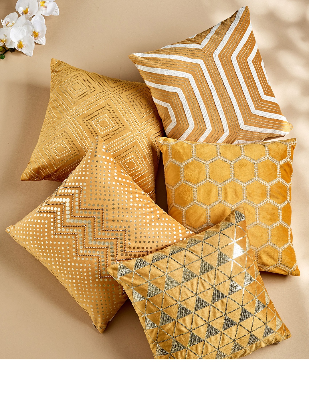 

Home Centre Endura Yellow & Silver-Toned Embellished Square Cushion Cover