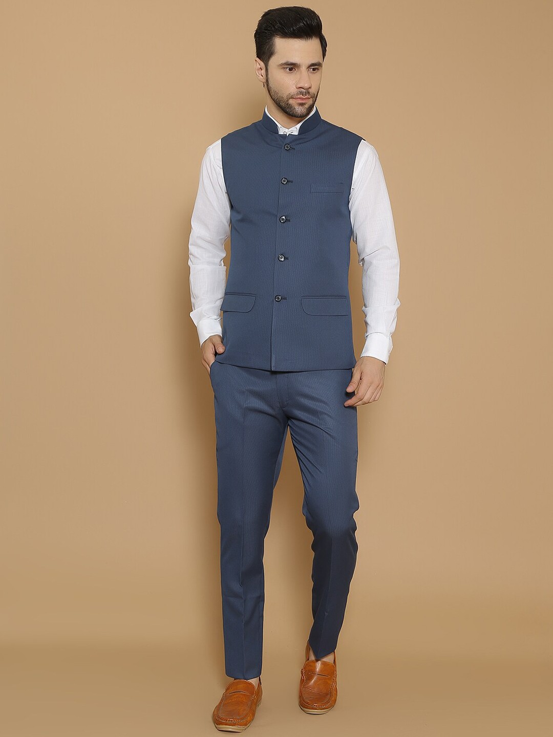 

Wintage Bandhgala Vest and Trouse Two-Piece Suits, Blue