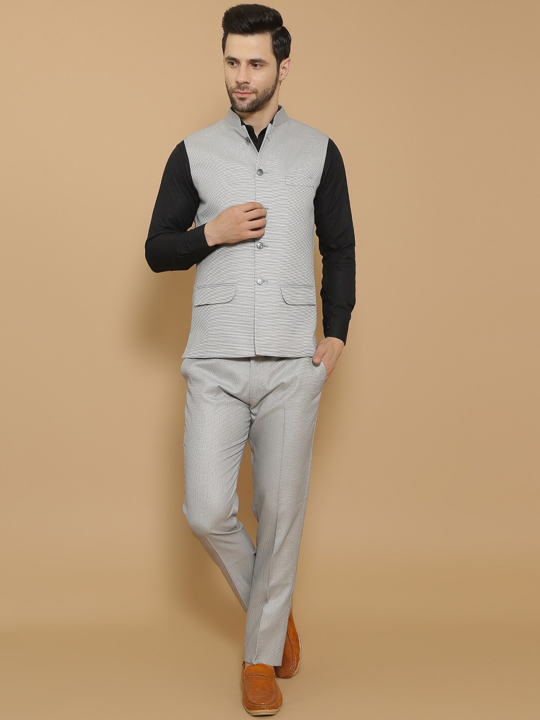 

Wintage Single-Breasted Two-Piece Formal Suits, Grey