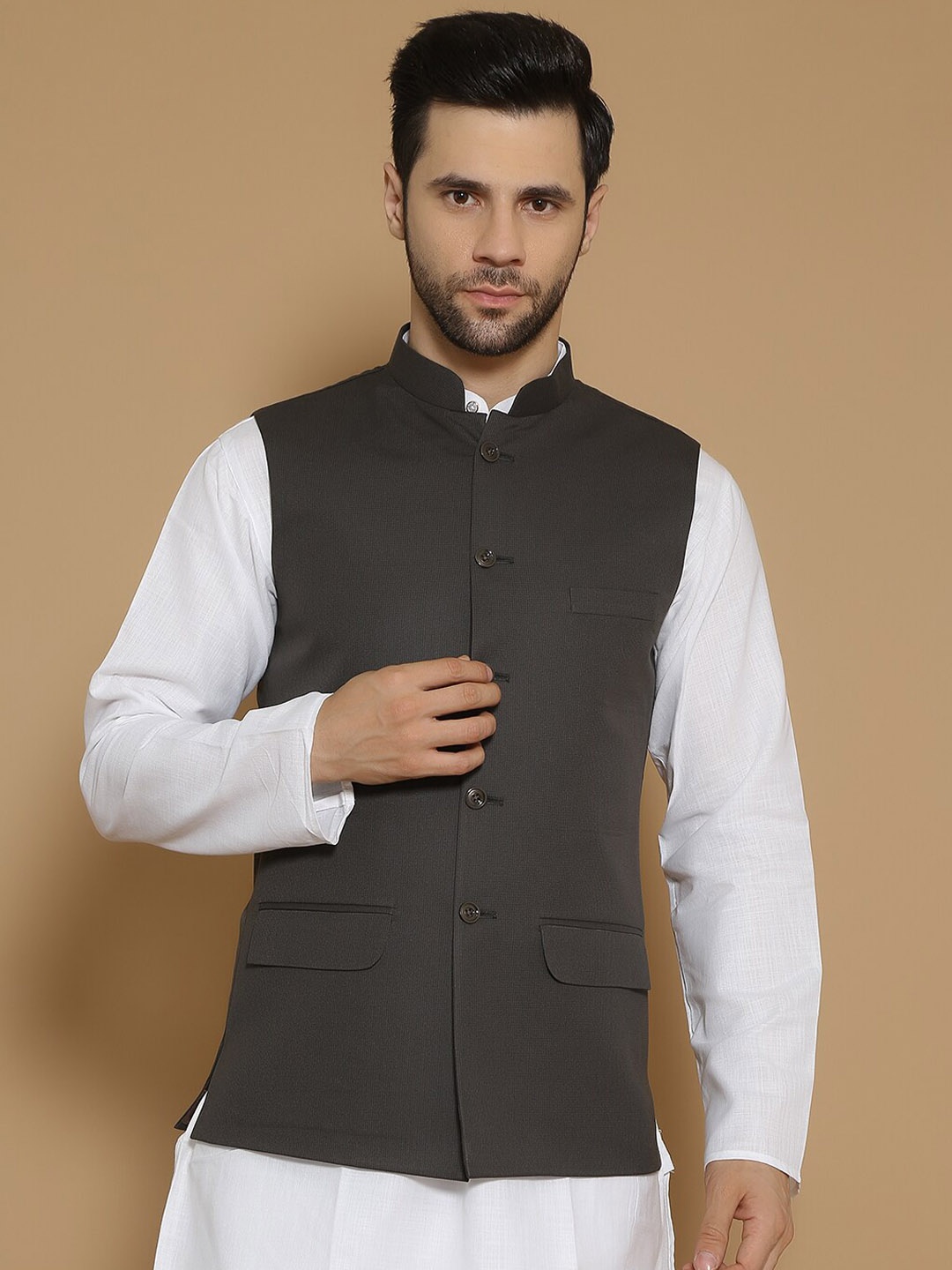 

Wintage Mandarin Collar Nehru Jacket, Black