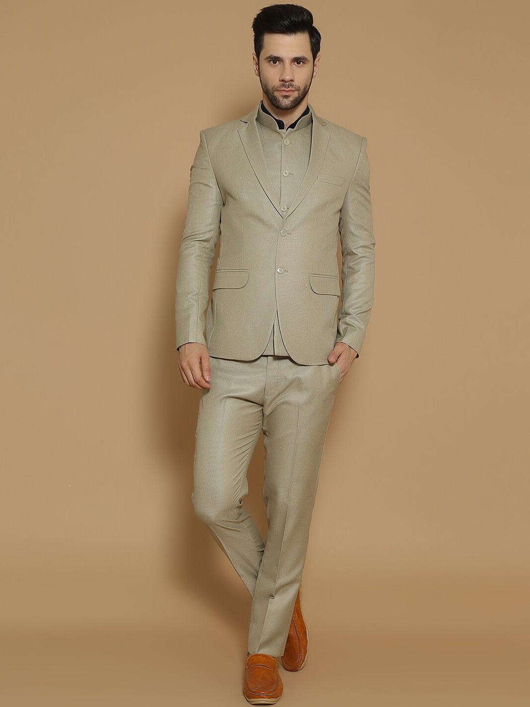 

Wintage Three-Piece Single-Breasted Party Suit, Beige