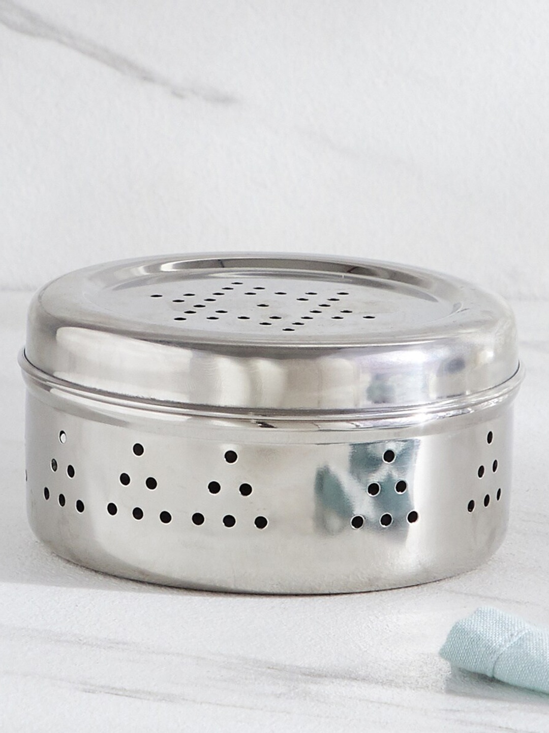 

Home Centre Glovia Stainless Steel Coriander Box With Grater