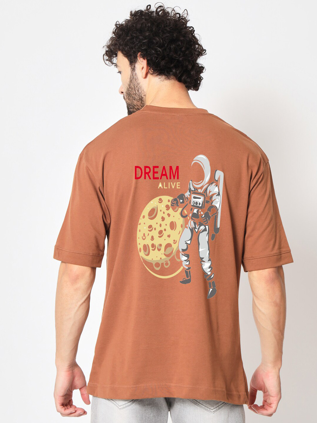 

Imsa Moda Graphic Printed Drop Shoulder Sleeves Cotton Oversized T-shirt, Brown