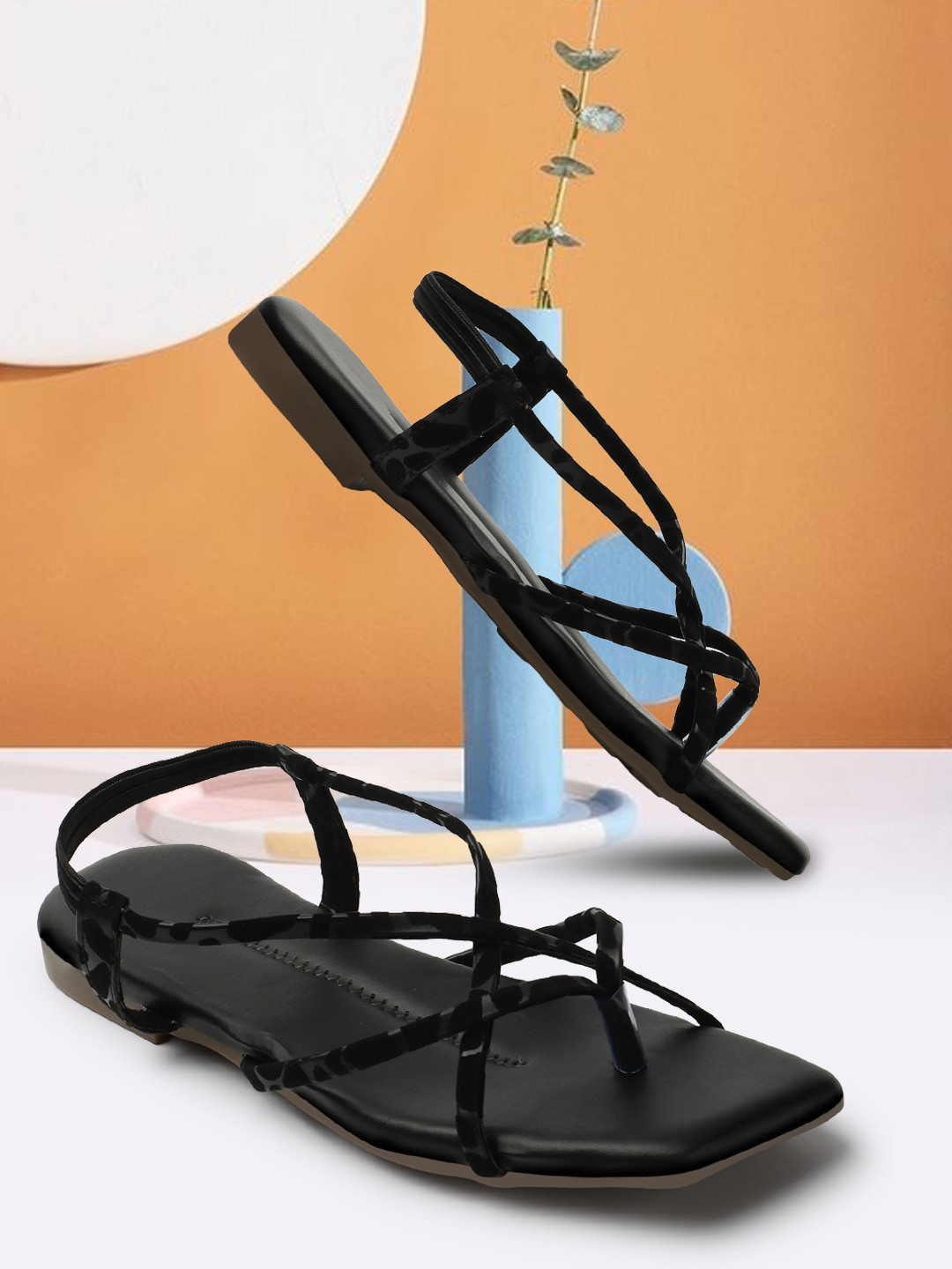

FASHIMO Strappy One Toe Flats, Black