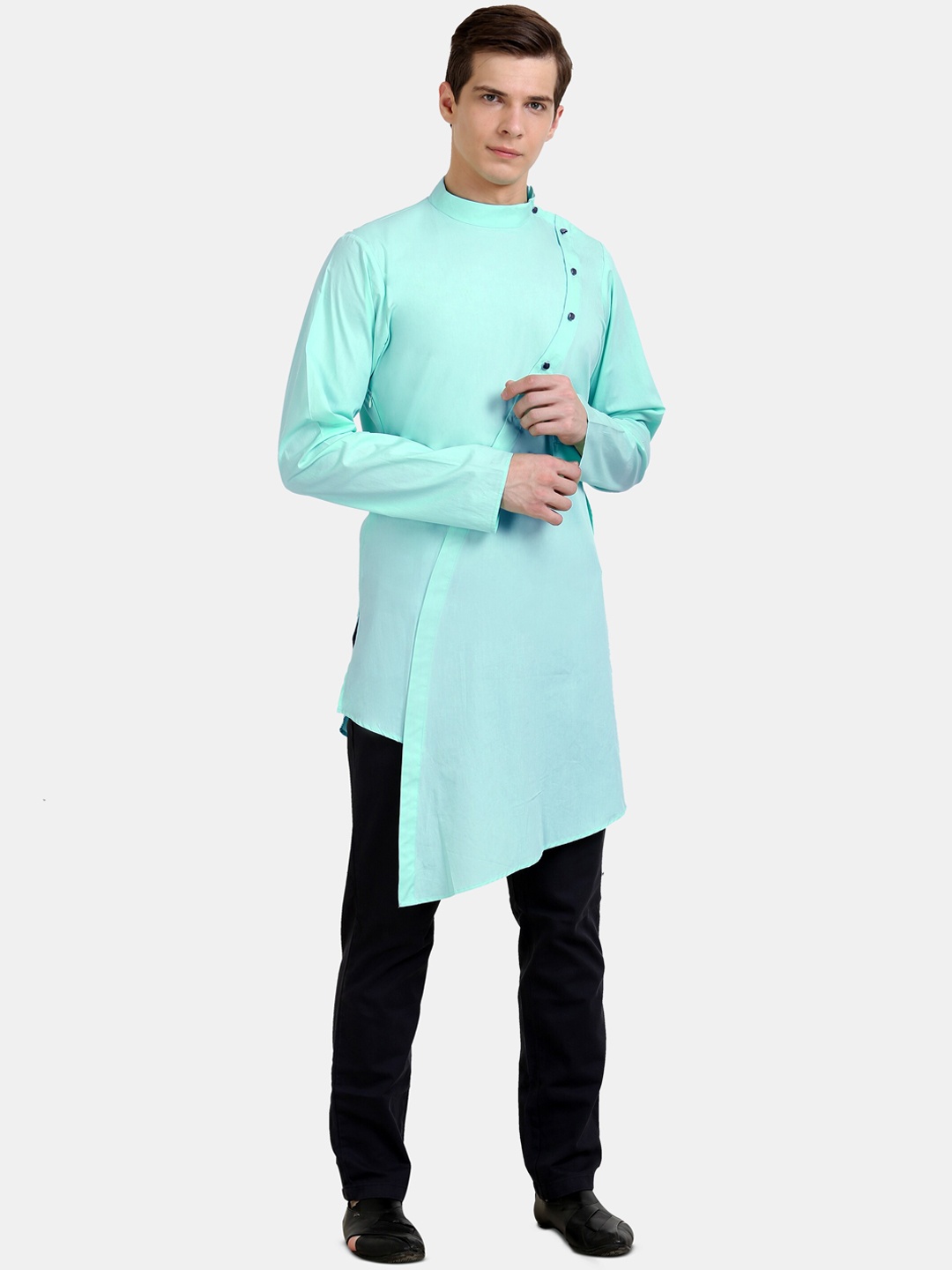 

Raas Mandarin Collar Cotton Asymmetric Kurta, Blue