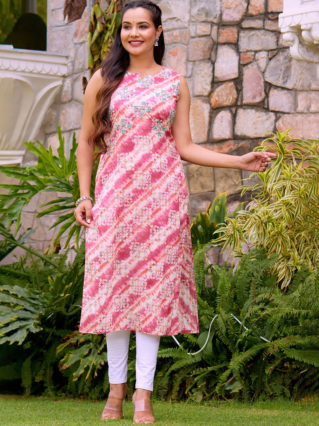 

Ramas Ethnic Motifs Printed Pure Cotton Straight Kurta, Pink