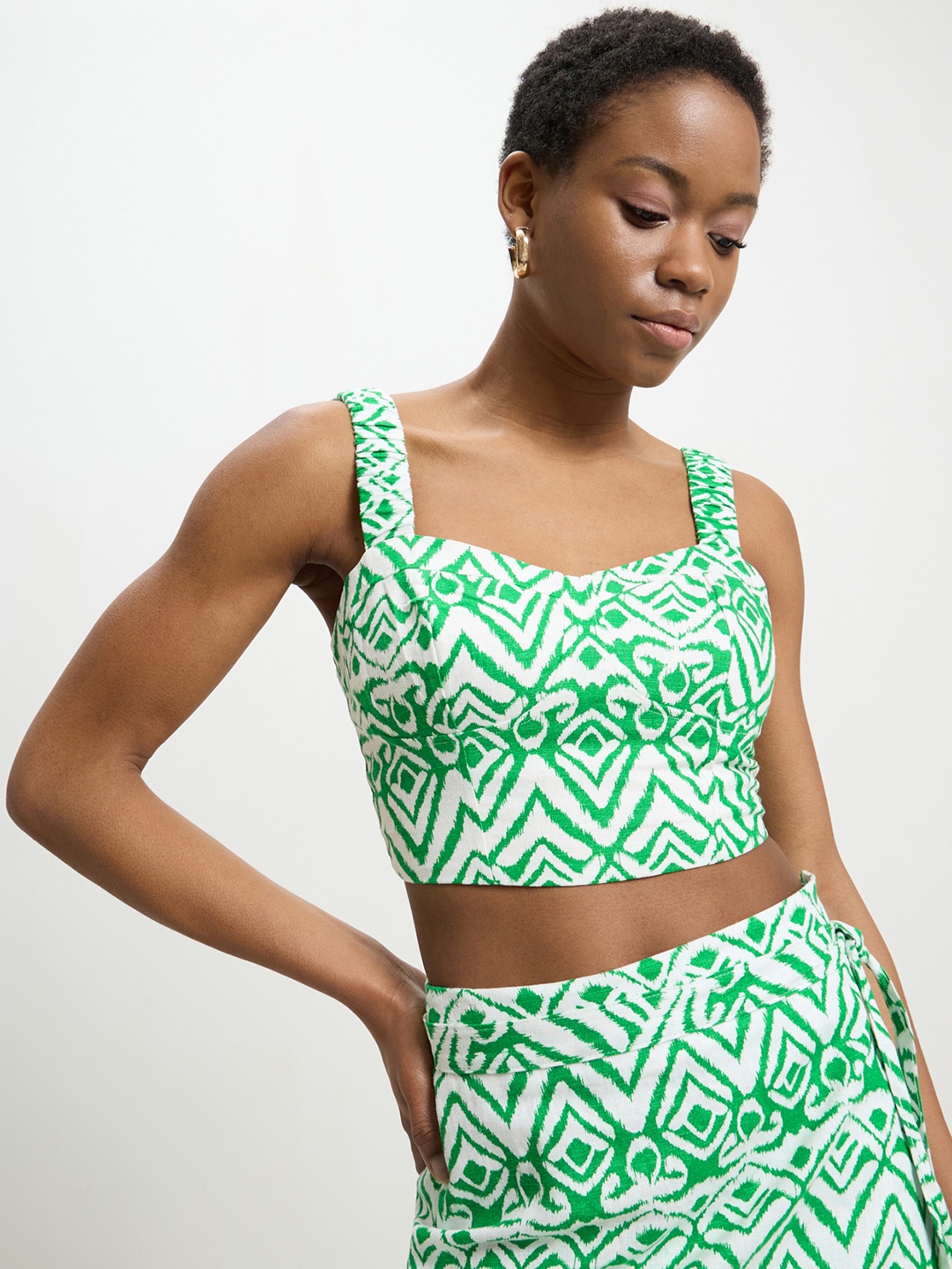 

CALLIOPE Geometric Print Crop Top, Green