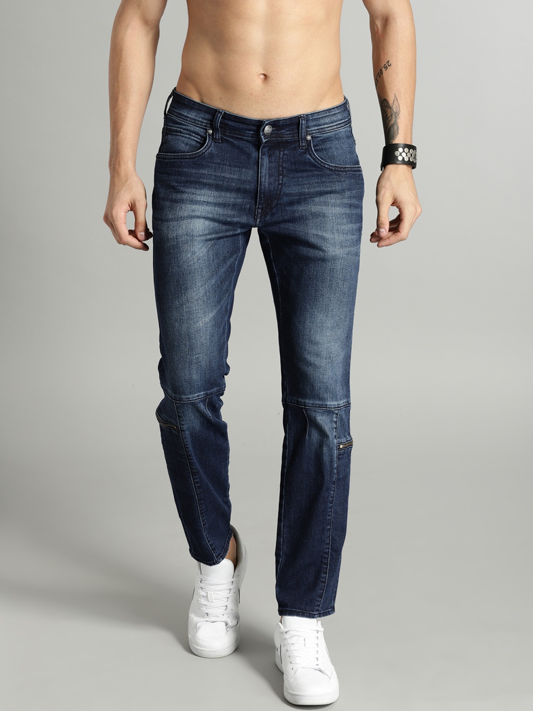 

Roadster Men Blue Slim Fit Mid-Rise Clean Look Stretchable Jeans