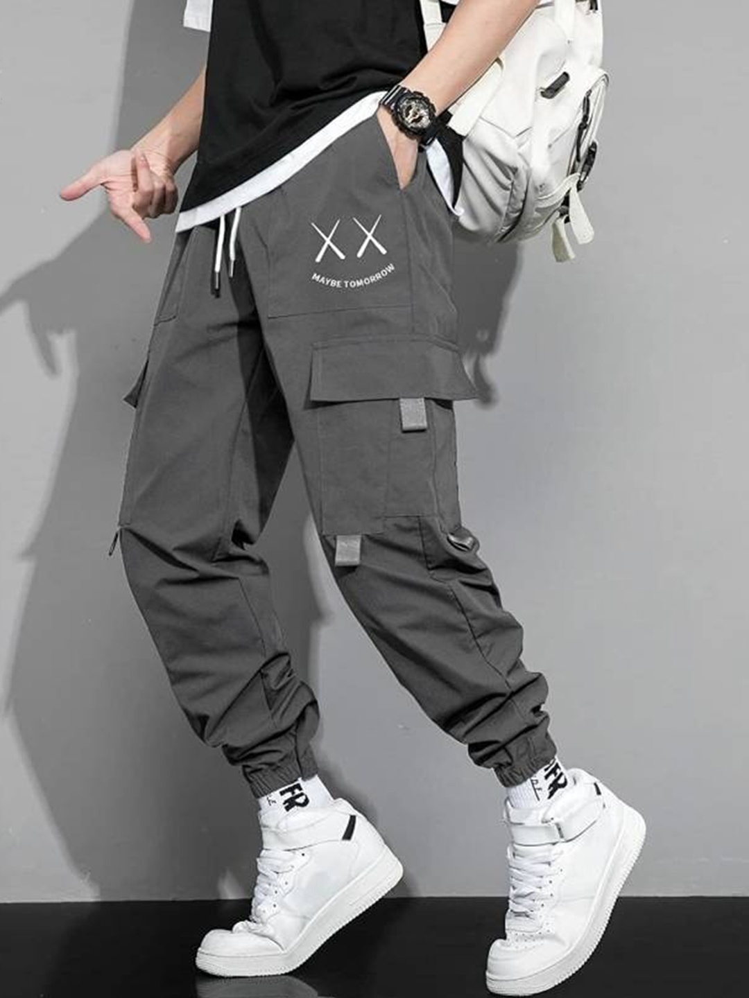 

PLUS 91 Men High-Rise Cargo Jogger, Grey