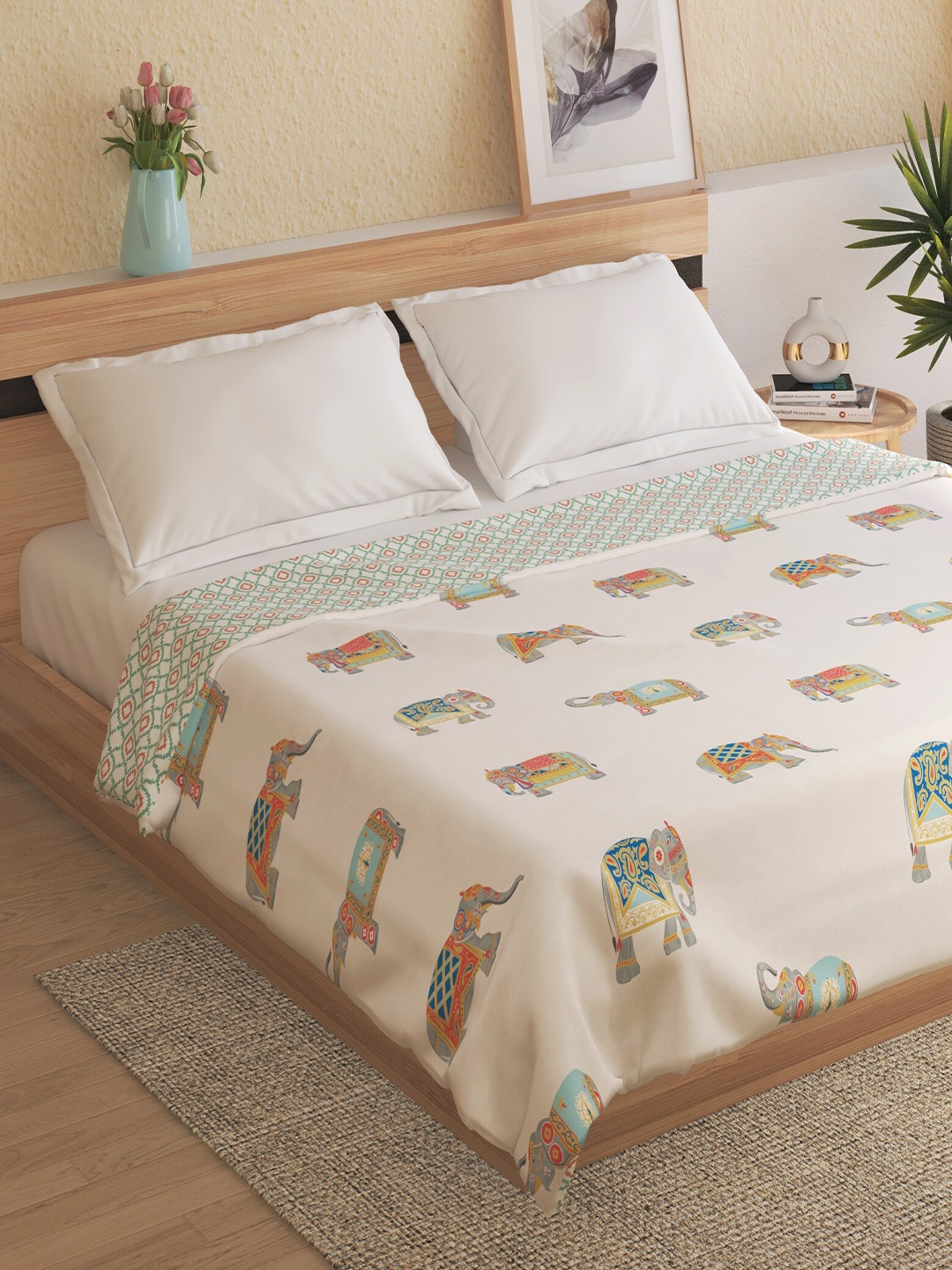 

Home Centre White Ethnic Motifs Mild Winter 150 GSM Double Bed Dohar