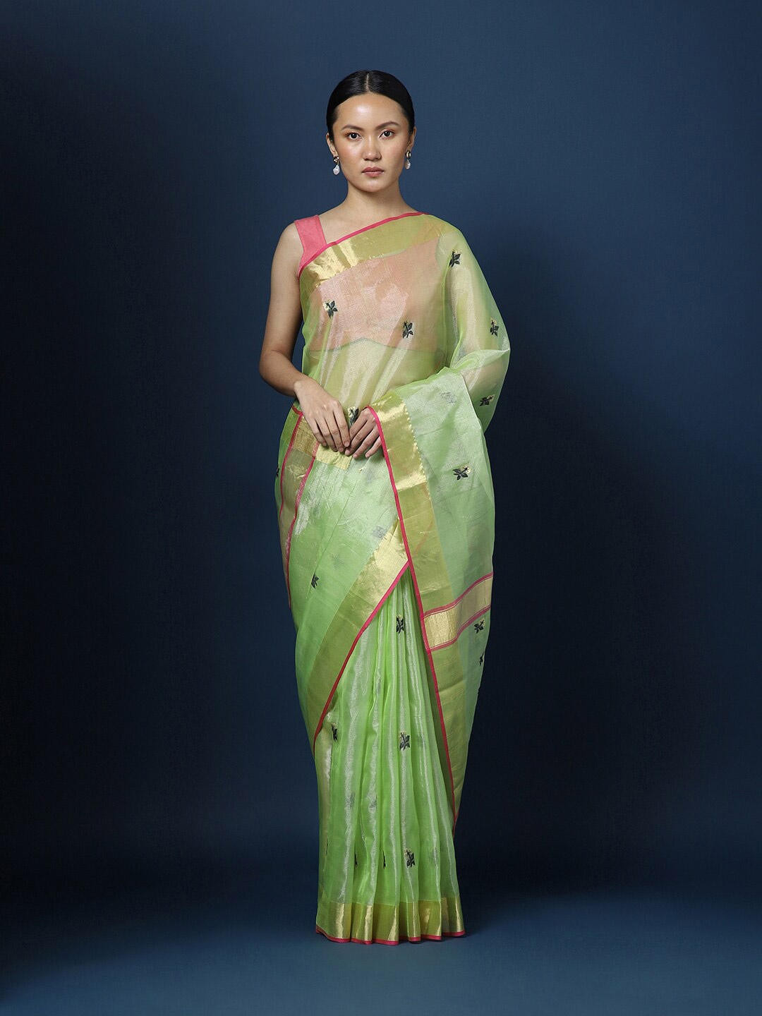 

CHOWDHRAIN Floral Woven Design Zari Tissue Chanderi Handloom Saree, Fluorescent green