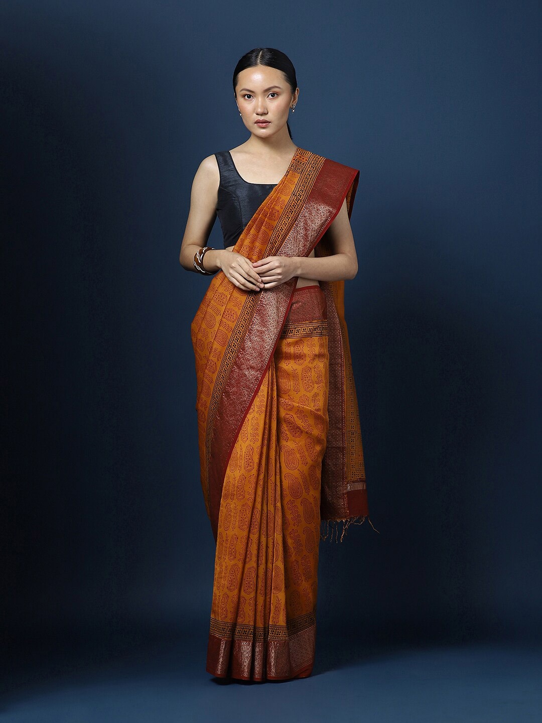 

CHOWDHRAIN Floral Printed Zari Silk Cotton Bagh Saree, Mustard