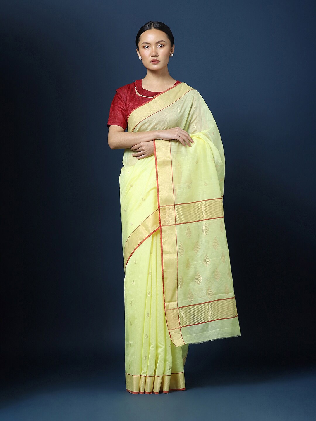 

CHOWDHRAIN Geometric Woven Design Zari Silk Cotton Chanderi Saree, Yellow