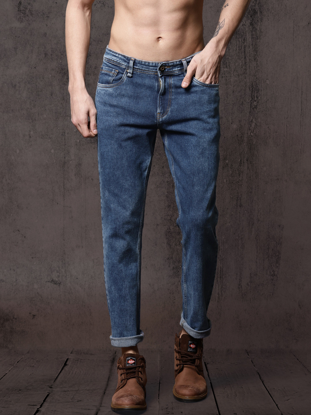 

Roadster Men Blue Slim Fit Mid-Rise Clean Look Stretchable Jeans