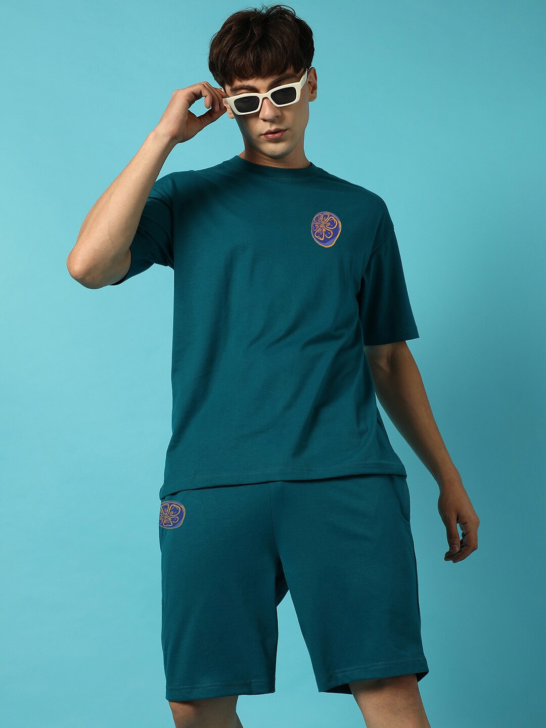

Campus Sutra Printed T-Shirt & Shorts Set, Teal