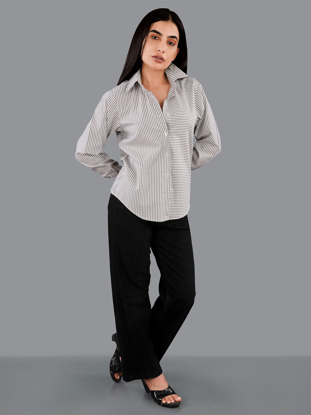 

FRENCH CROWN Standard Fit Vertical Striped Twill Pure Cotton Casual Shirt, White