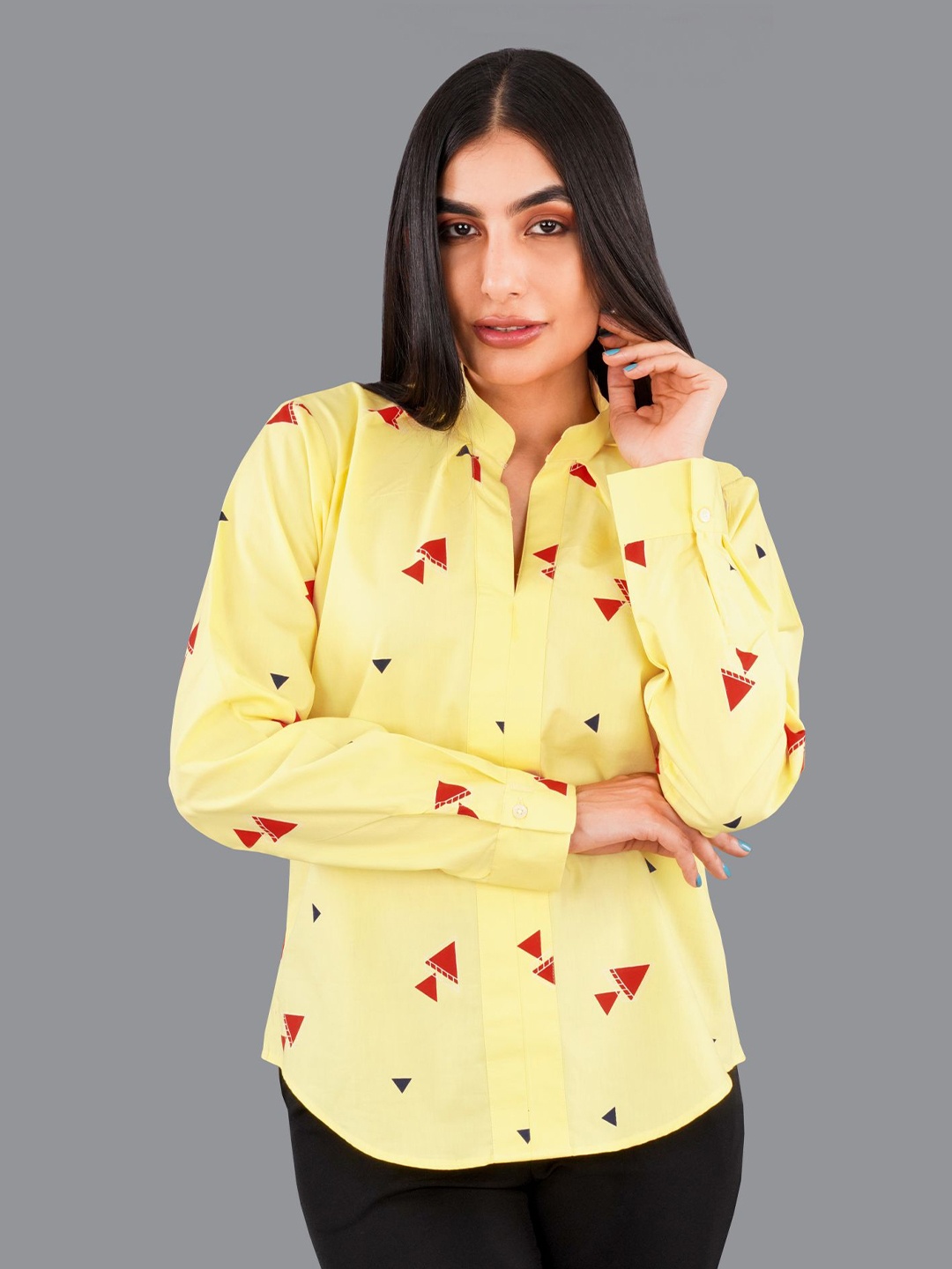 

FRENCH CROWN Standard Fit Geometric Printed Twill Pure Cotton Casual Shirt, Yellow
