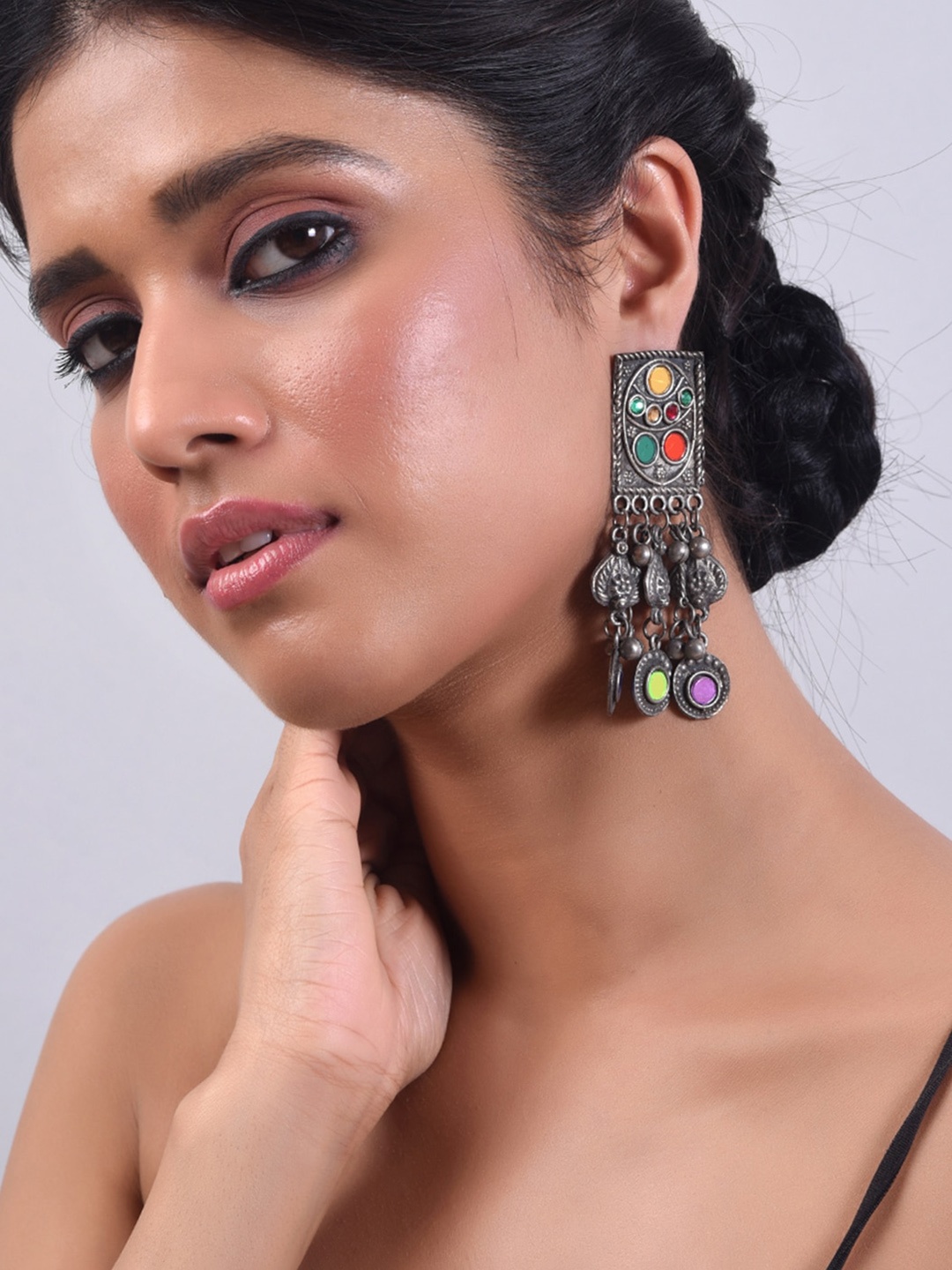 

phuljhadi Silver-Plated Contemporary Drop Earrings