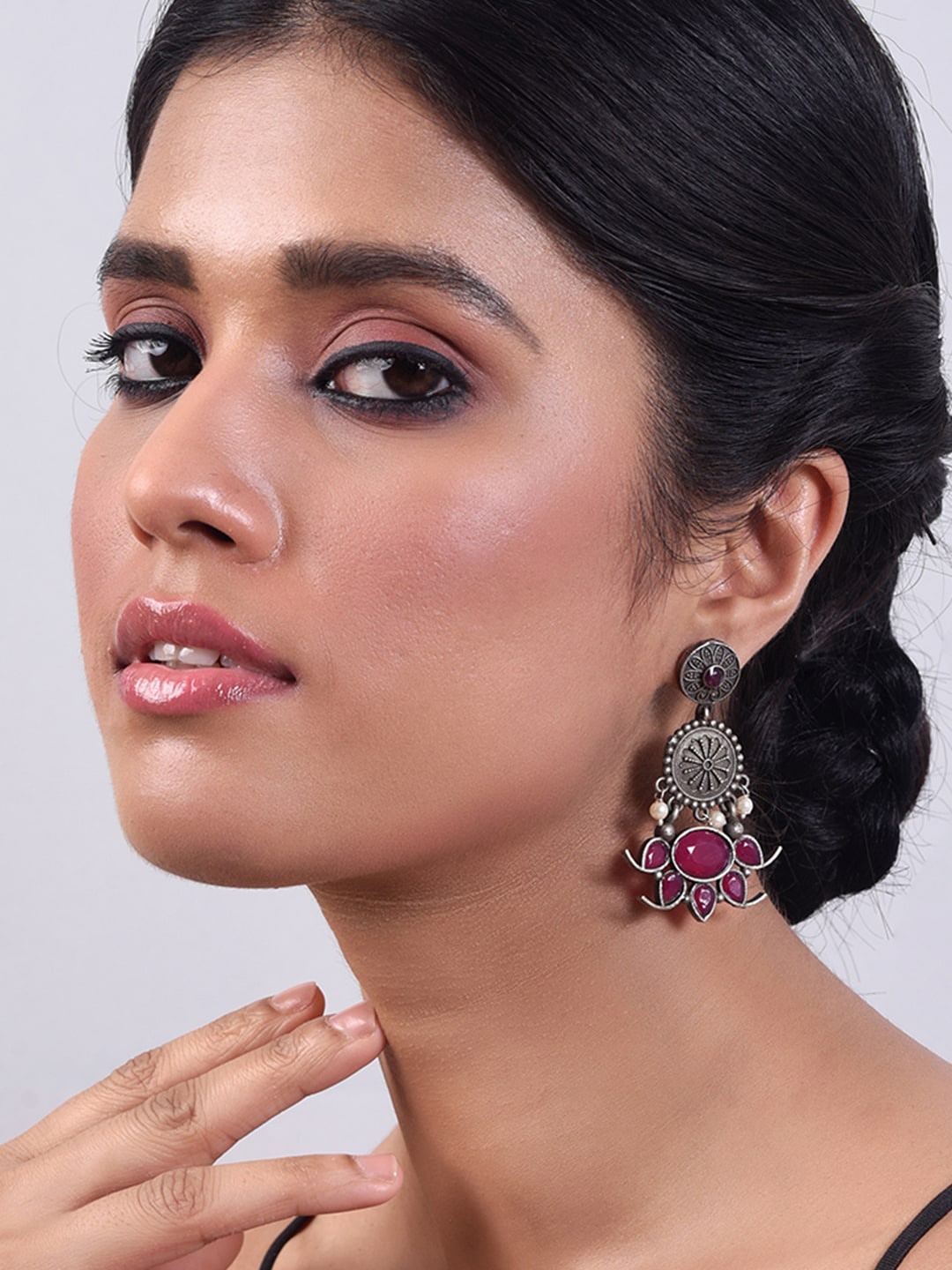 

phuljhadi Silver-Plated Contemporary Drop Earrings