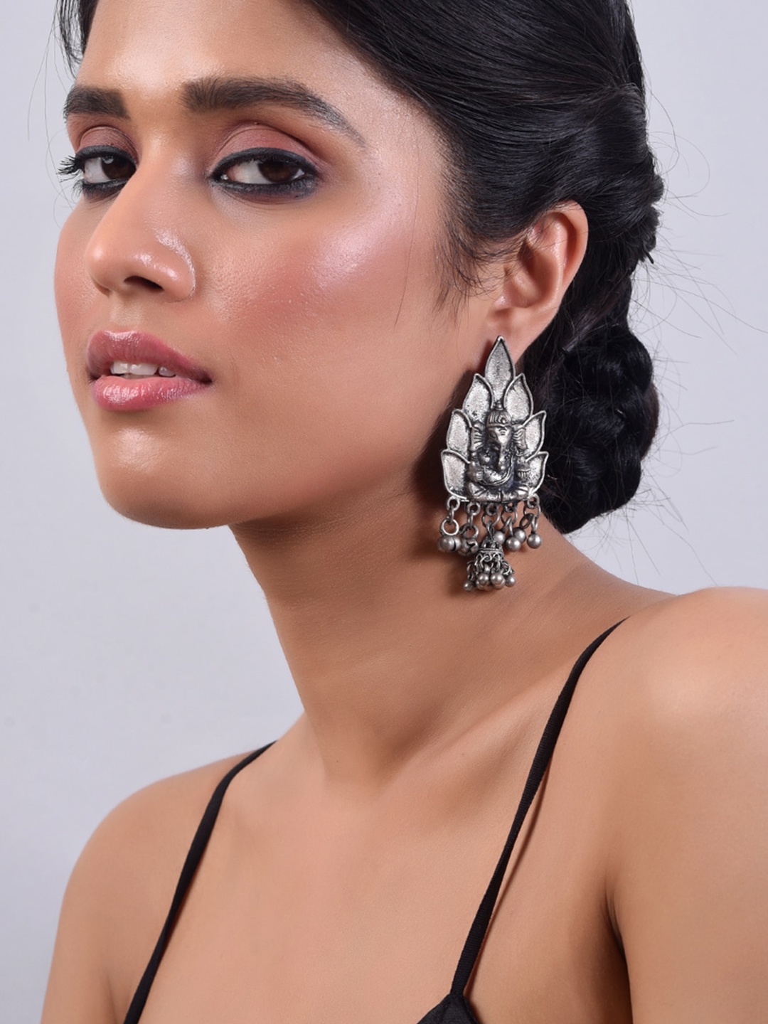 

phuljhadi Contemporary Drop Earrings, Silver