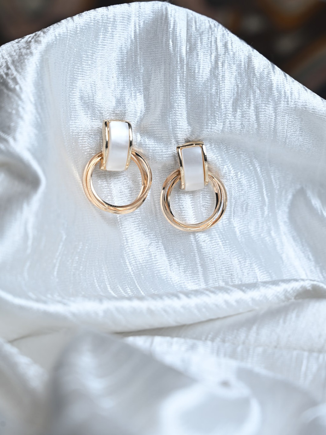 

Maansh Gold-Plated Contemporary Drop Earrings
