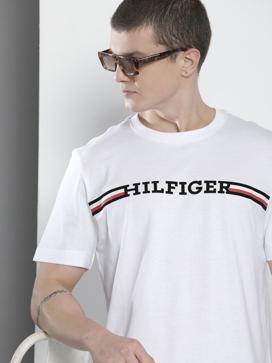 

Tommy Hilfiger Brand Logo Pure Cotton T-shirt, White