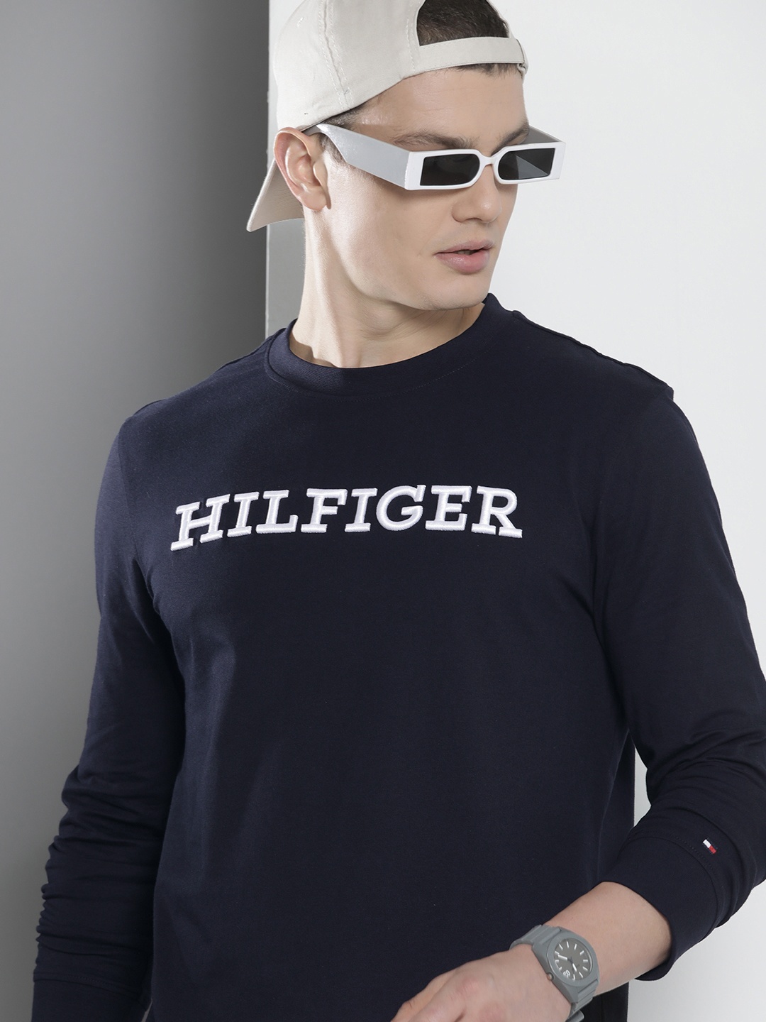 

Tommy Hilfiger Brand Logo Embroidered Pure Cotton T-shirt, Navy blue