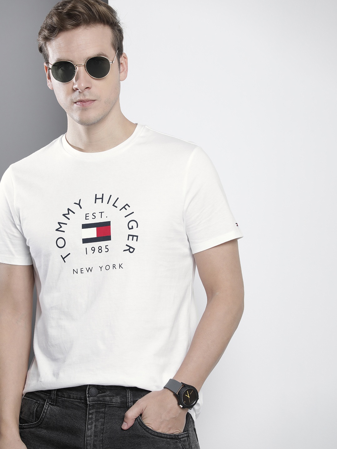 

Tommy Hilfiger Brand Logo Printed Pure Cotton Slim Fit T-shirt, White
