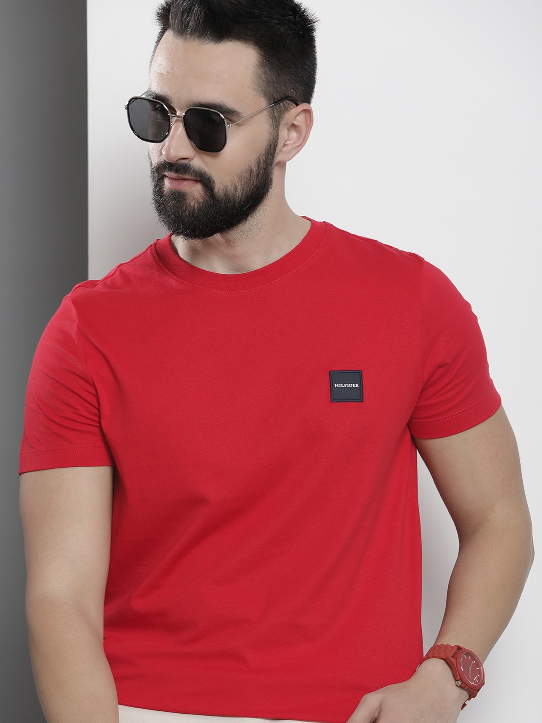

Tommy Hilfiger Solid Pure Cotton Slim Fit T-shirt, Red