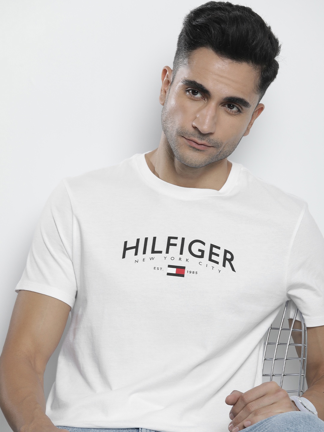 

Tommy Hilfiger Pure Cotton Brand Logo Printed Casual T-shirt, White