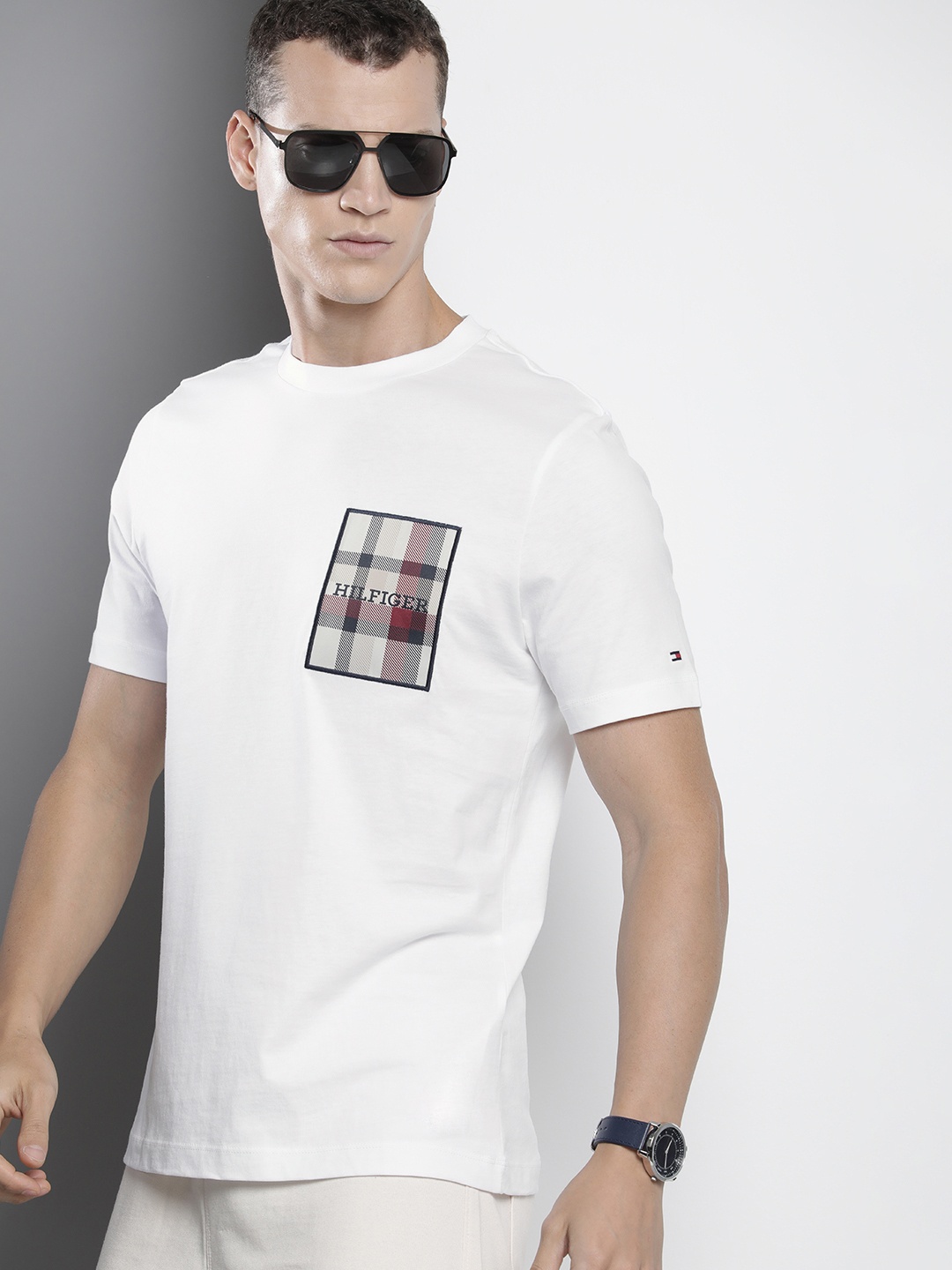 

Tommy Hilfiger Pure Cotton Brand Logo Applique T-shirt, White