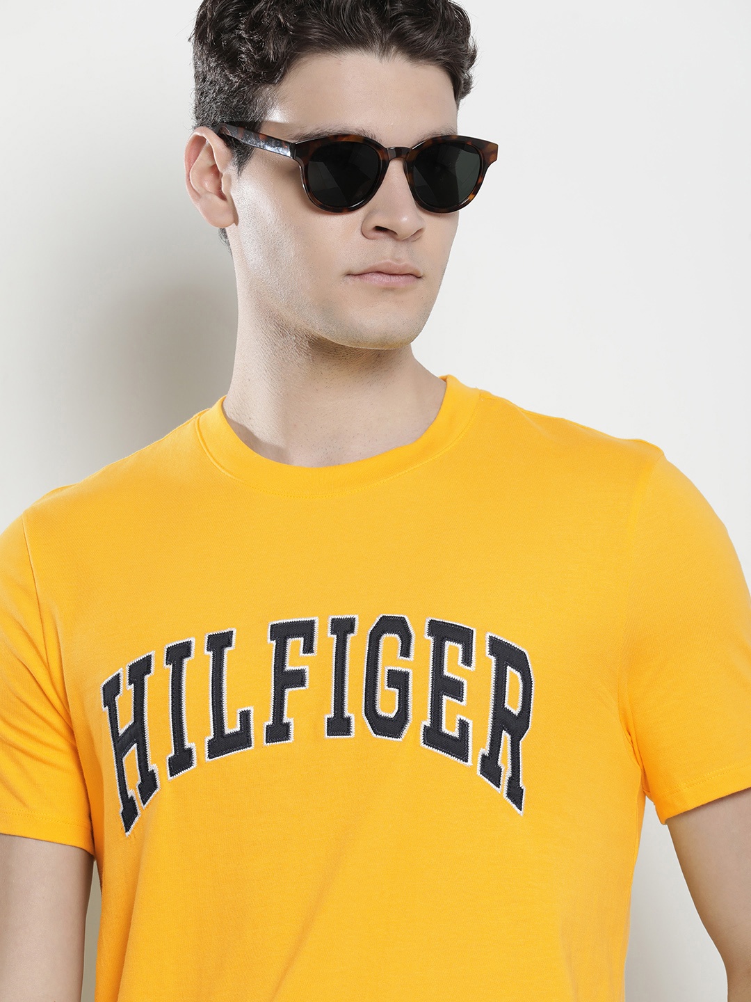 

Tommy Hilfiger Pure Cotton Applique Detail Slim Fit T-shirt, Yellow