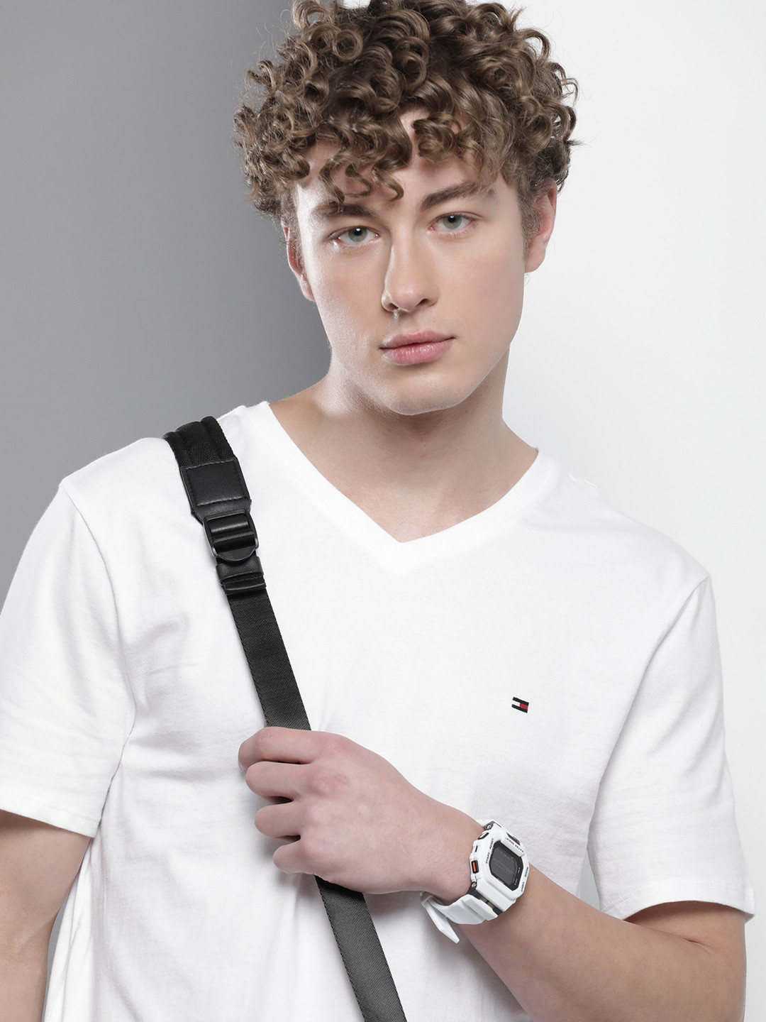 

Tommy Hilfiger Pure Cotton Solid V-Neck Slim Fit Casual T-shirt, White