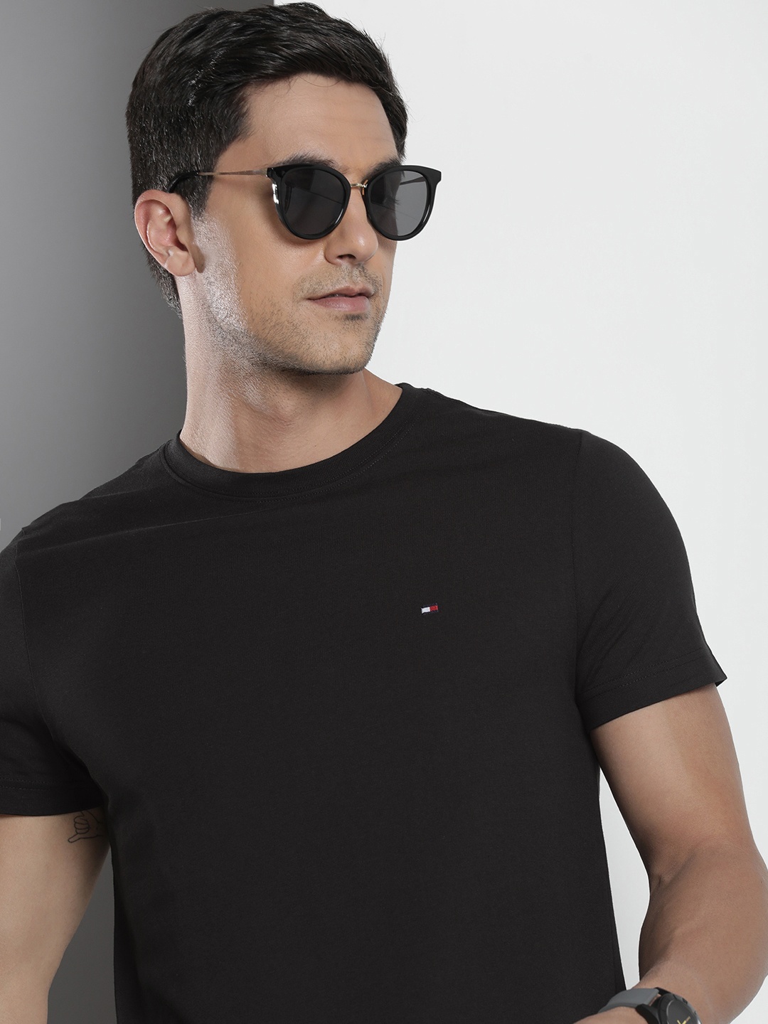 

Tommy Hilfiger Pure Cotton Slim Fit Casual T-shirt, Black