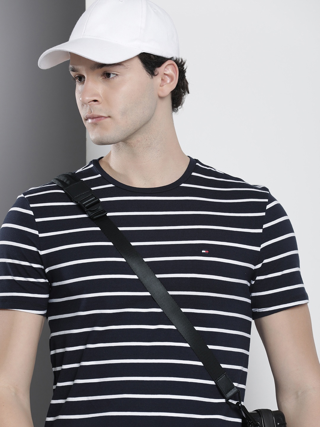 

Tommy Hilfiger Striped Slim Fit T-shirt, Navy blue