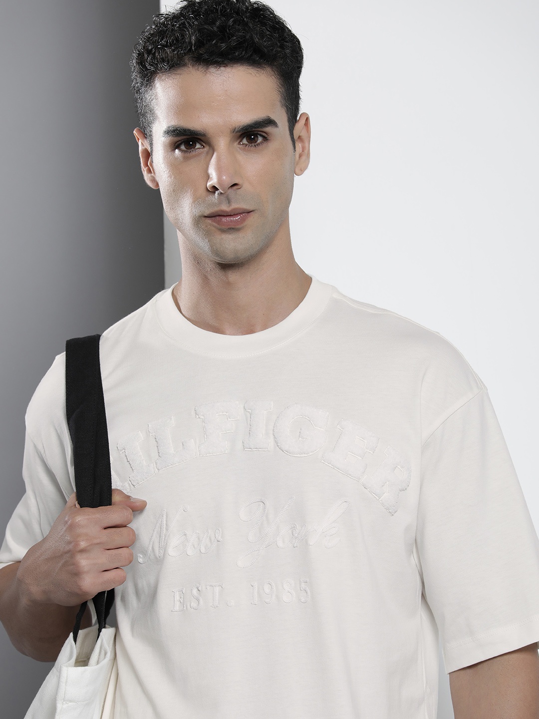 

Tommy Hilfiger Brand Logo Self Design Pure Cotton T-shirt, White